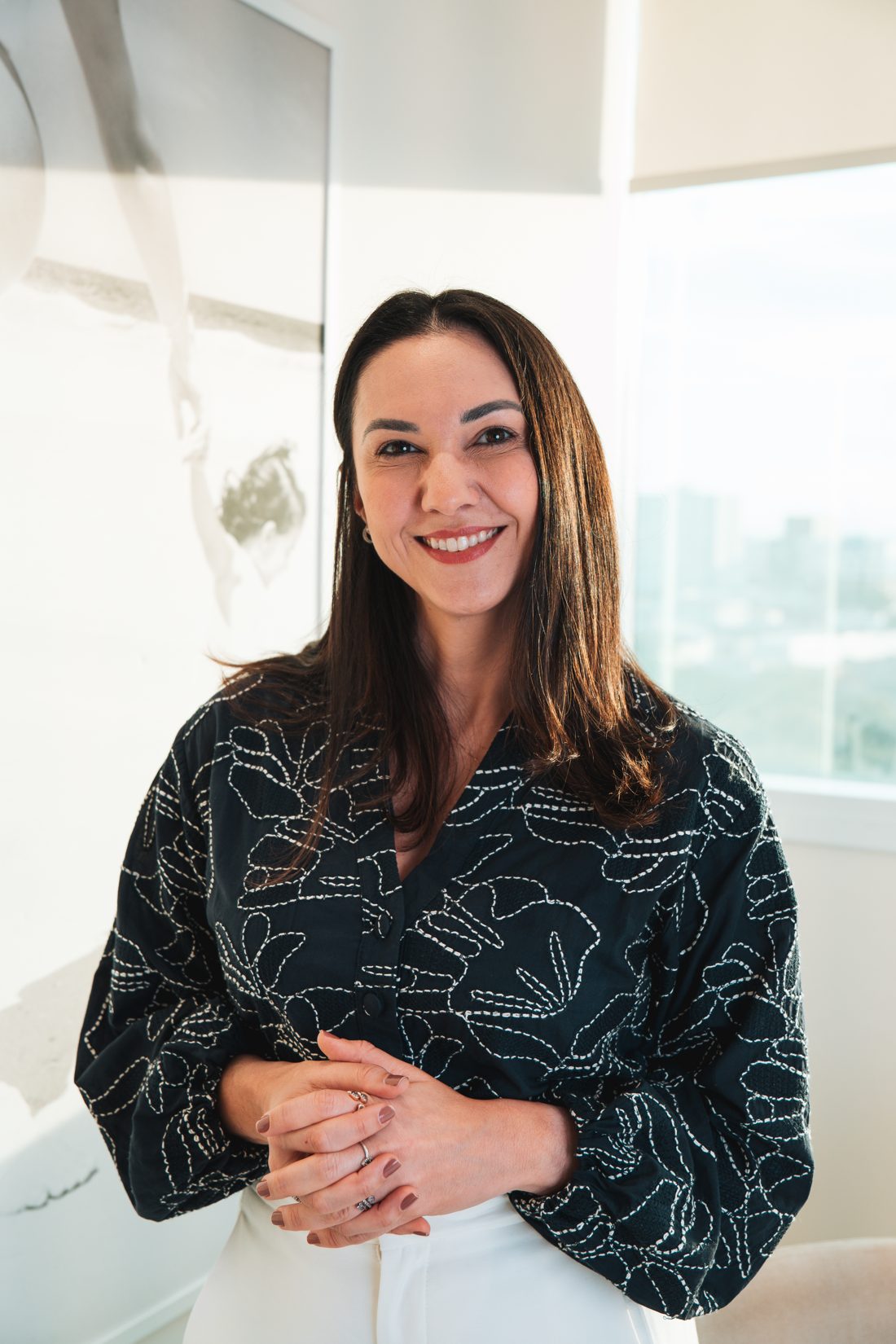 Dra. Juliana Jose Fernandes, ginecologista especialista em endometriose